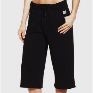 IVY PARK Black Wide Leg Capri Pants NEW WITH TAGS